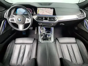 2023 BMW X6 с пробегом 49 362 км