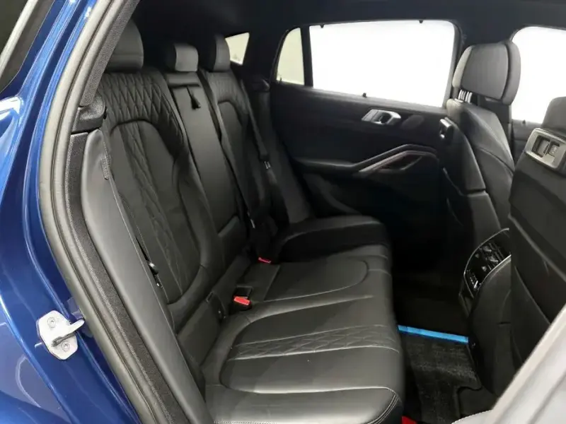 2023 BMW X6 с пробегом 39 182 км