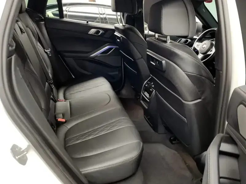 2023 BMW X6 с пробегом 49 362 км