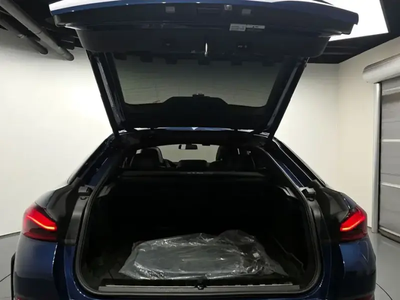 2023 BMW X6 с пробегом 39 182 км