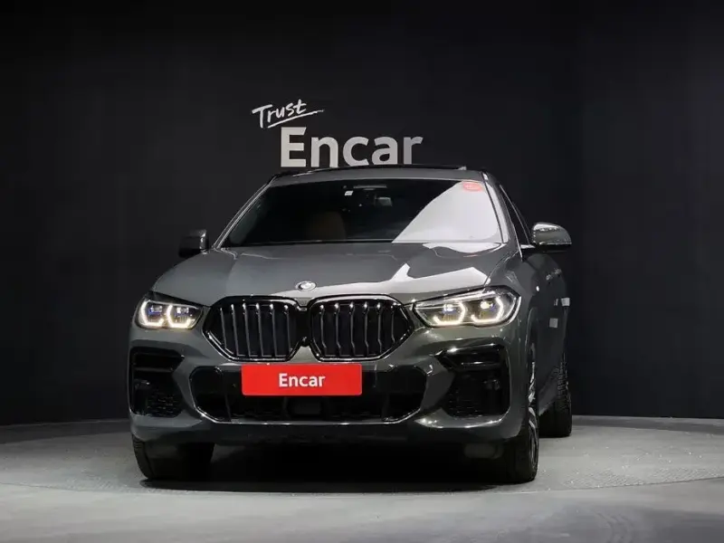 2023 BMW X6 с пробегом 43 759 км