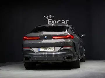 2023 BMW X6 с пробегом 43 759 км