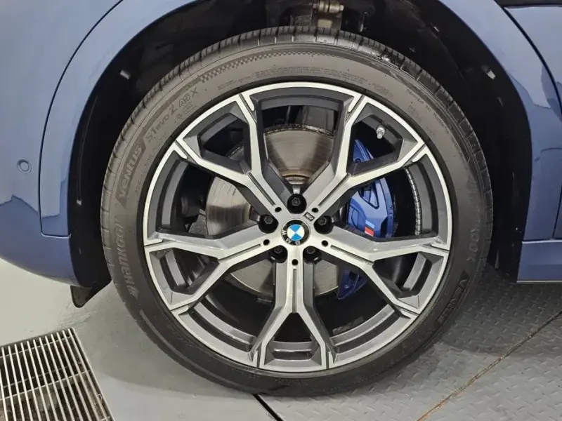 2023 BMW X6 с пробегом 43 820 км