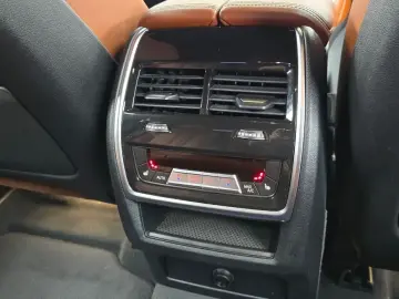 2023 BMW X6 с пробегом 43 759 км