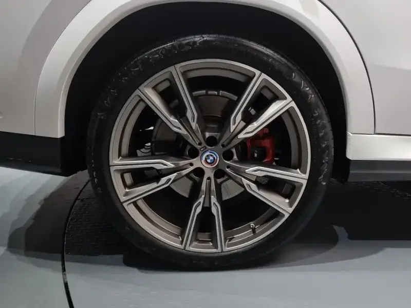 2022 BMW X6 с пробегом 61 767 км