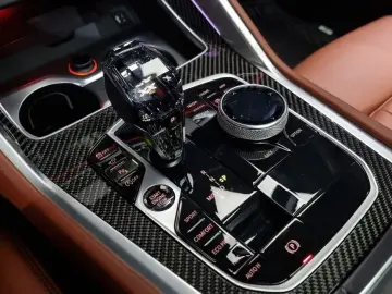 2022 BMW X6 с пробегом 61 767 км
