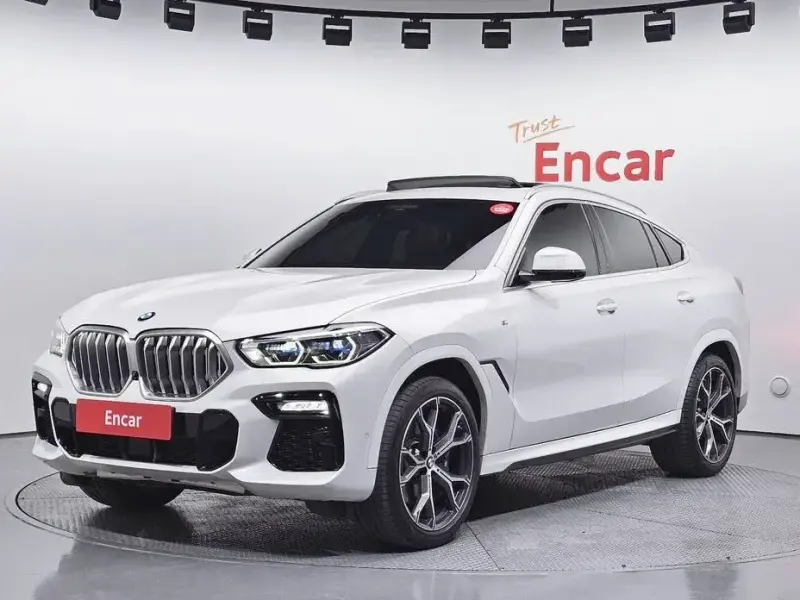 2021 BMW X6 с пробегом 75 076 км