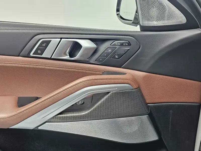 2021 BMW X6 с пробегом 75 076 км