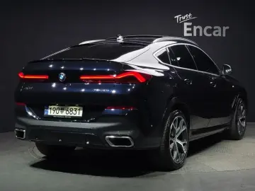2022 BMW X6 с пробегом 83 241 км