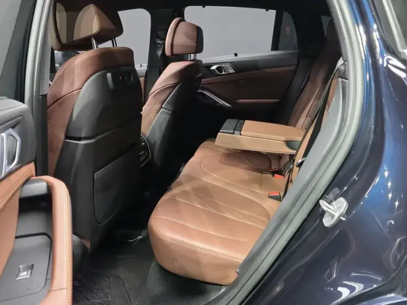 2022 BMW X6 с пробегом 83 241 км