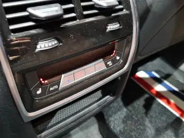 2021 BMW X6 с пробегом 35 243 км