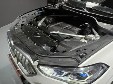 2023 BMW X6 с пробегом 5 851 км