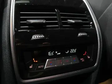 2023 BMW X6 с пробегом 5 851 км