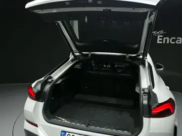 2023 BMW X6 с пробегом 5 851 км