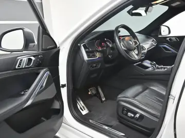 2023 BMW X6 с пробегом 45 131 км