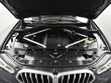2023 BMW X6 с пробегом 27 017 км