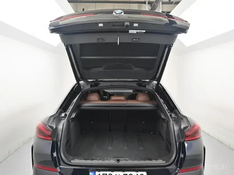 2023 BMW X6 с пробегом 27 017 км
