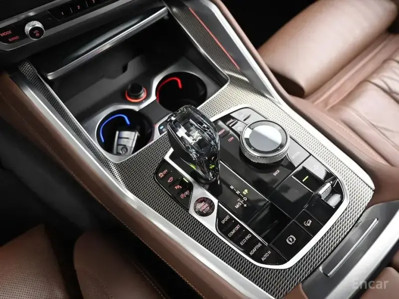 2023 BMW X6 с пробегом 27 017 км
