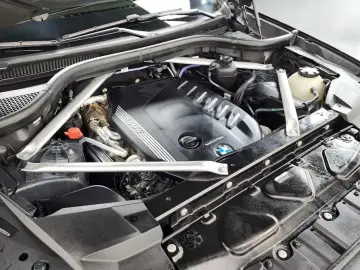 2022 BMW X6 с пробегом 21 753 км