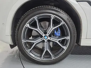 2022 BMW X6 с пробегом 51 993 км