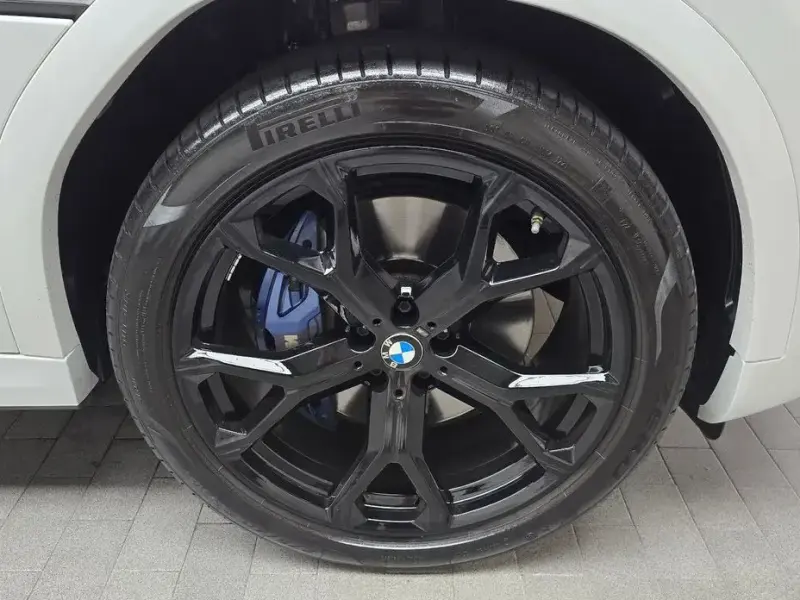 2023 BMW X6 с пробегом 41 669 км