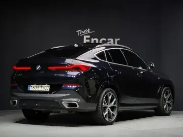 2023 BMW X6 с пробегом 52 501 км