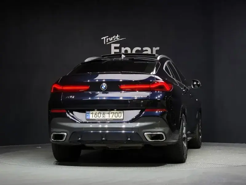 2023 BMW X6 с пробегом 52 501 км