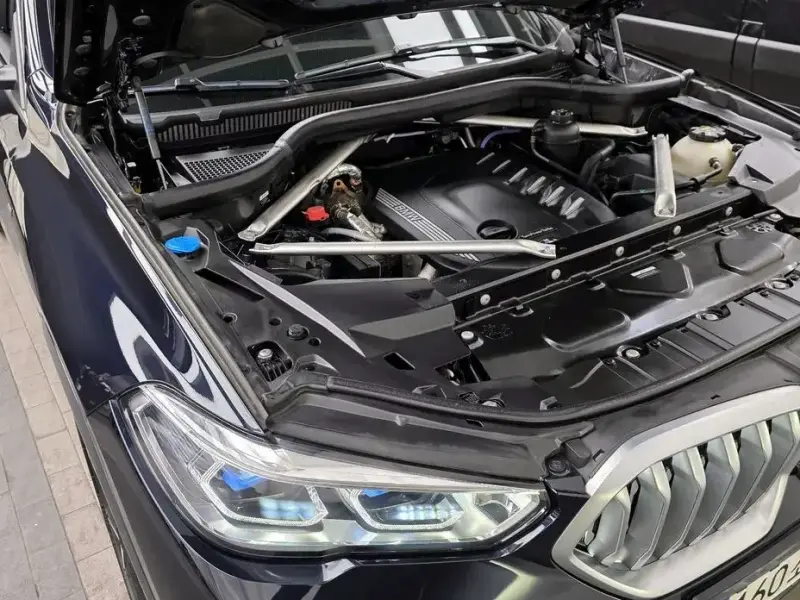 2023 BMW X6 с пробегом 52 501 км