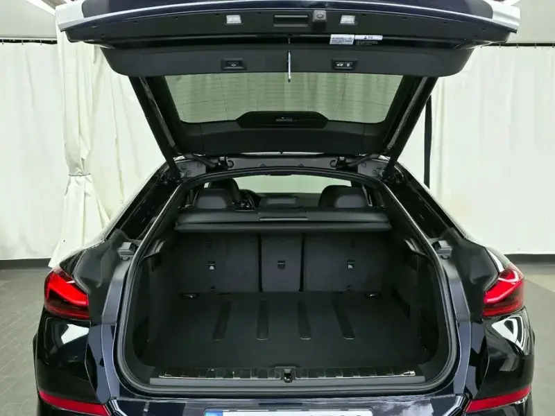 2023 BMW X6 с пробегом 52 501 км