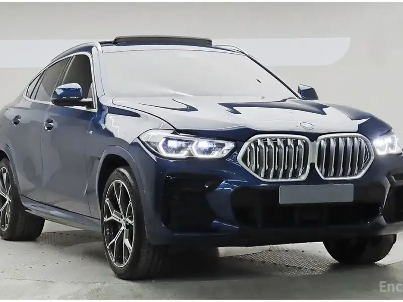2023 BMW X6 с пробегом 13 671 км