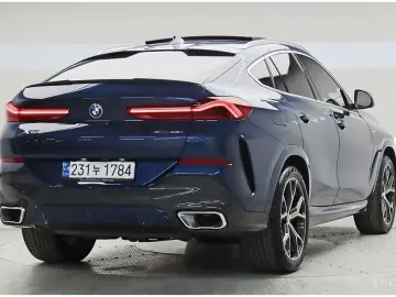 2023 BMW X6 с пробегом 13 671 км