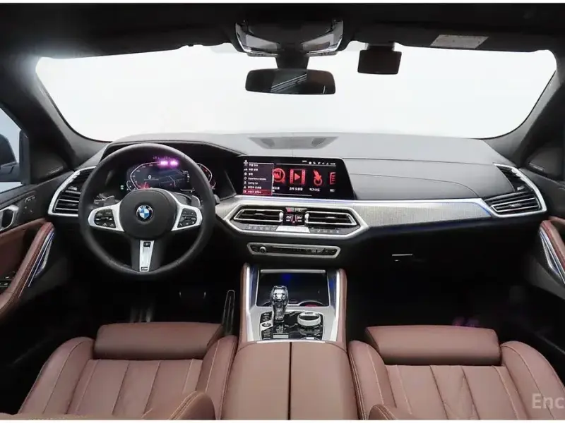 2023 BMW X6 с пробегом 13 671 км