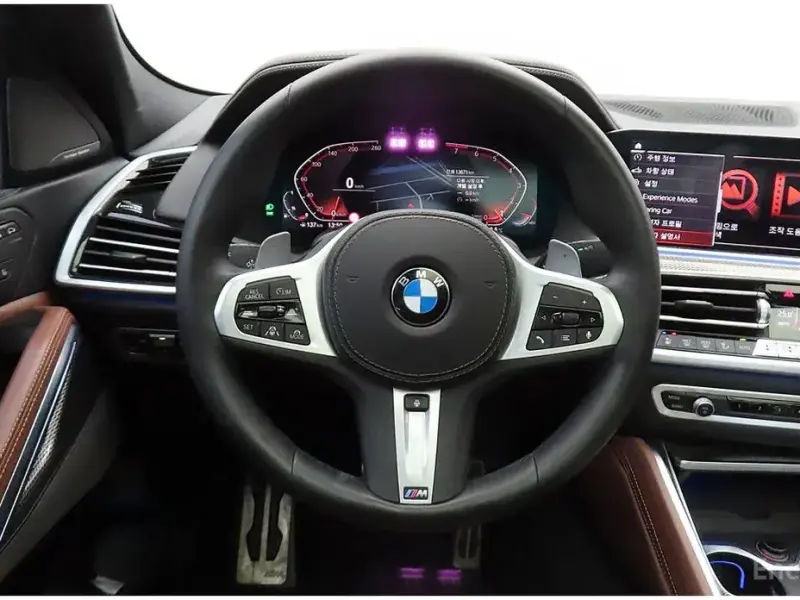 2023 BMW X6 с пробегом 13 671 км