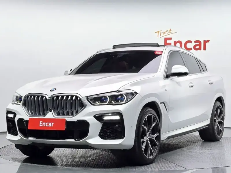 2021 BMW X6 с пробегом 130 218 км
