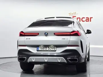 2021 BMW X6 с пробегом 130 218 км