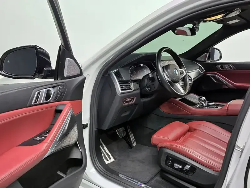 2021 BMW X6 с пробегом 130 218 км