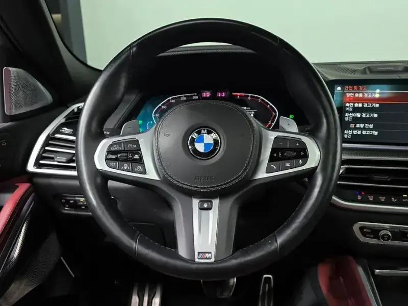 2021 BMW X6 с пробегом 130 218 км