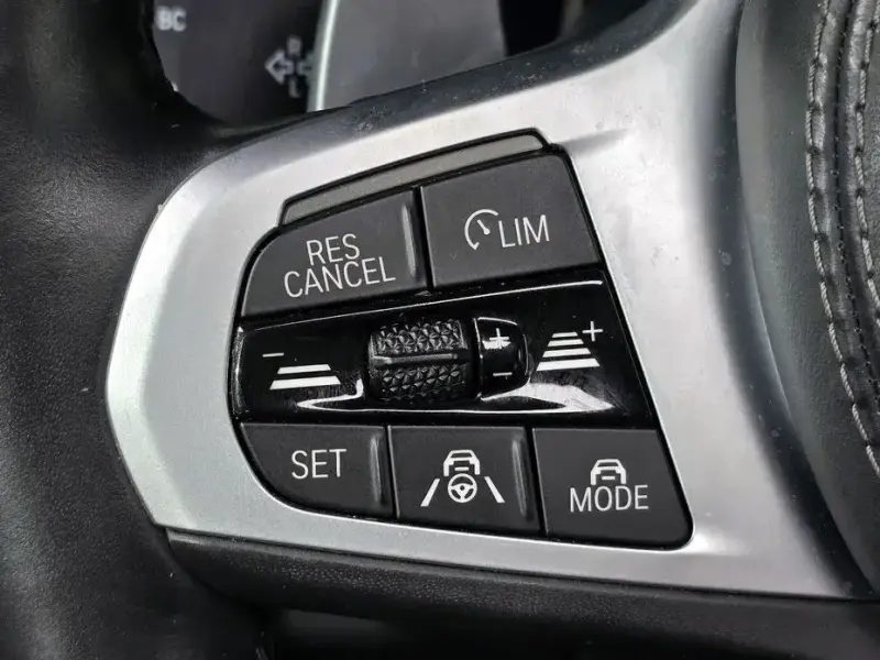 2021 BMW X6 с пробегом 130 218 км