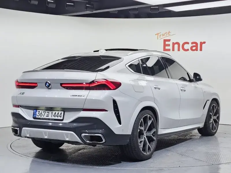 2023 BMW X6 с пробегом 56 594 км
