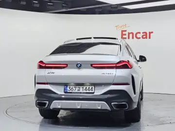 2023 BMW X6 с пробегом 56 594 км