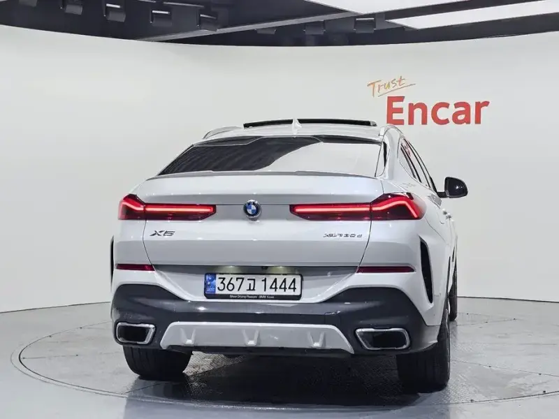 2023 BMW X6 с пробегом 56 594 км