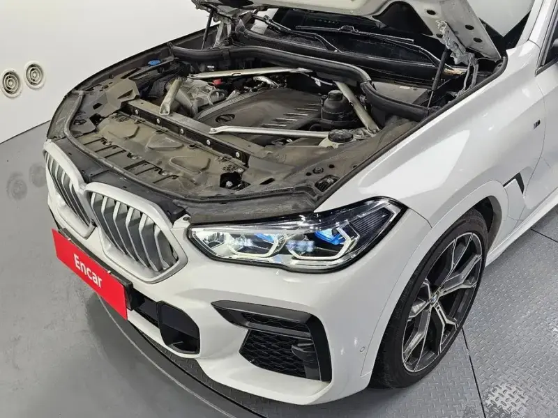 2023 BMW X6 с пробегом 56 594 км
