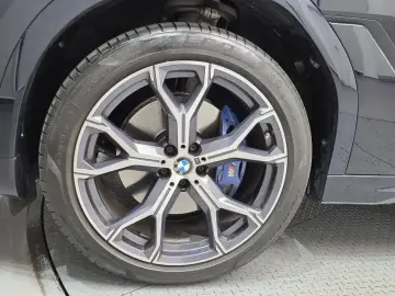2022 BMW X6 с пробегом 32 763 км