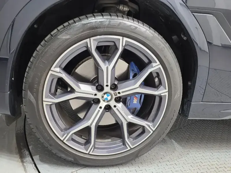 2022 BMW X6 с пробегом 32 763 км