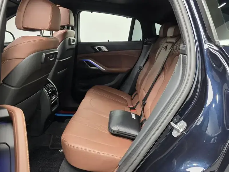 2022 BMW X6 с пробегом 32 763 км