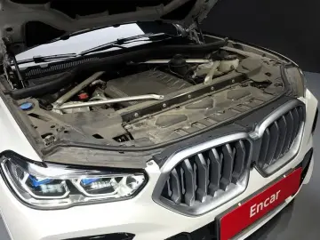 2022 BMW X6 с пробегом 70 870 км