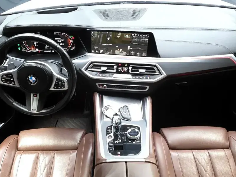 2022 BMW X6 с пробегом 70 870 км