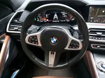 2022 BMW X6 с пробегом 70 870 км