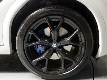 2022 BMW X6 с пробегом 70 870 км