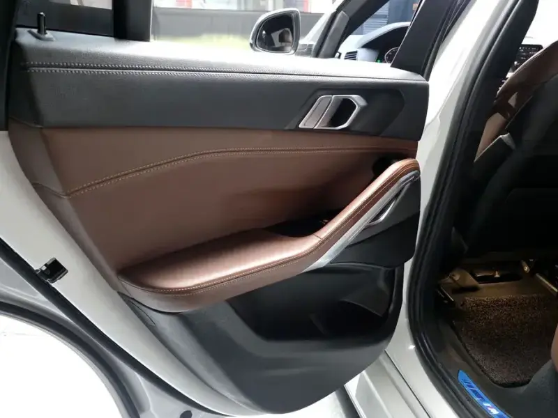 2022 BMW X6 с пробегом 70 870 км